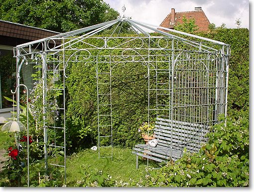 Gartenpavillon
